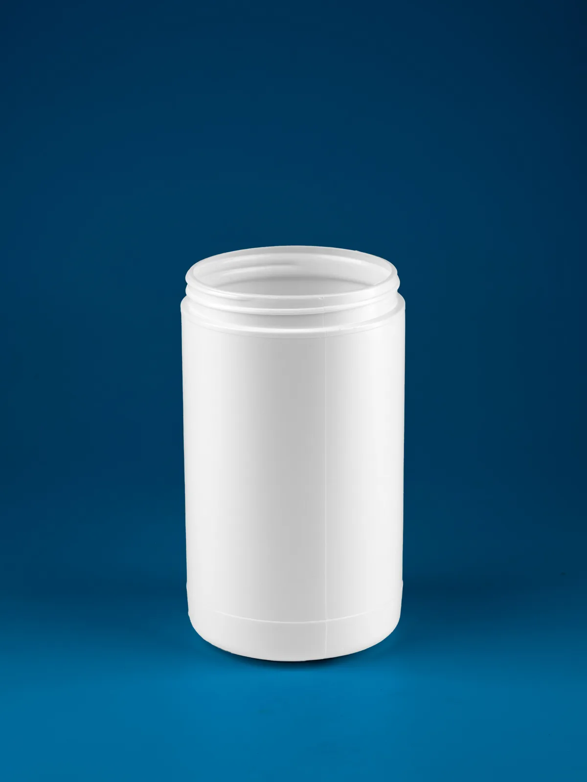 J500 plastic container